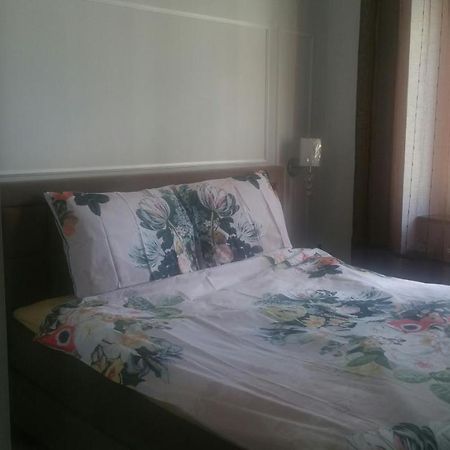 Astronomiczny Apartament , Mieszkanie 2 Pokojowe. Parking. Торунь Екстер'єр фото