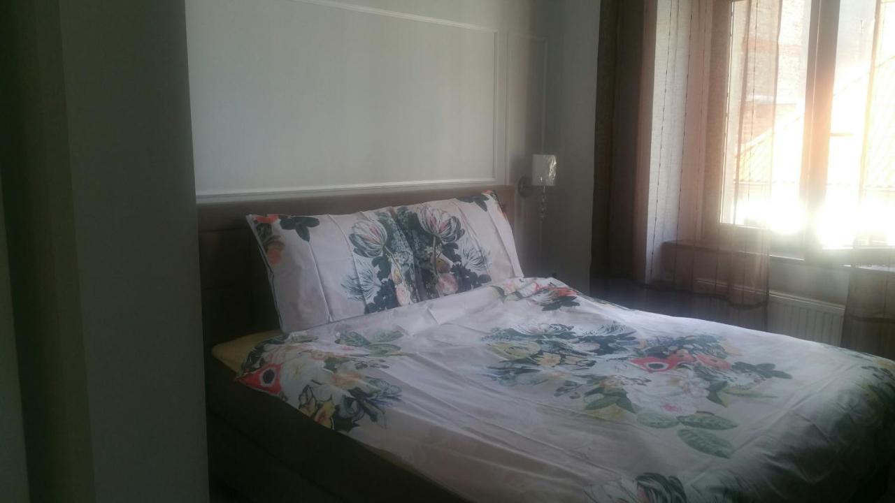 Astronomiczny Apartament , Mieszkanie 2 Pokojowe. Parking. Торунь Екстер'єр фото