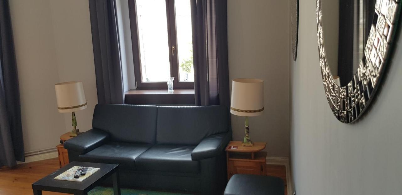 Astronomiczny Apartament , Mieszkanie 2 Pokojowe. Parking. Торунь Екстер'єр фото